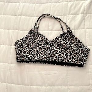 Albion womens biniki top, size L, never worn